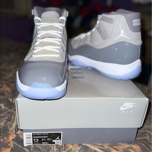 Air Jordan 11 Cool Grey